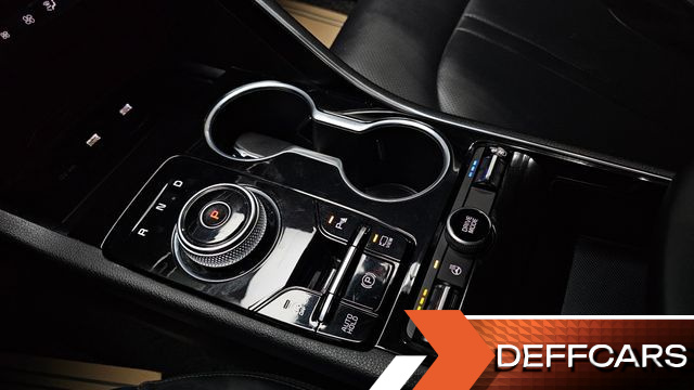 Kia K5 2.0 Noblesse купить на сайте DeffCars