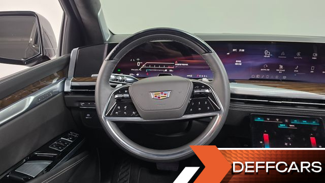 Cadillac ESCALADE 6.2 ESV ESV Sports Platinum купить на сайте DeffCars