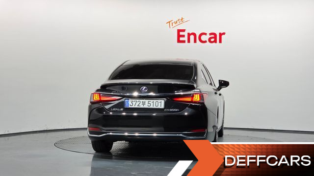 Lexus ES Executive купить на сайте DeffCars