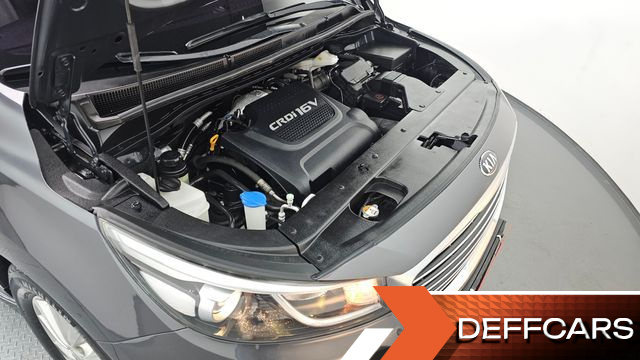Kia CARNIVAL 11-seater Luxury купить на сайте DeffCars
