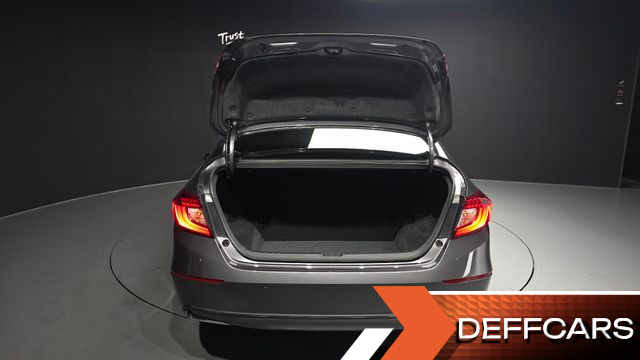 Honda ACCORD 2.0 Hybrid Touring купить на сайте DeffCars