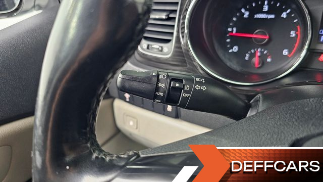 Kia CARNIVAL 9-Seater Noblesse купить на сайте DeffCars