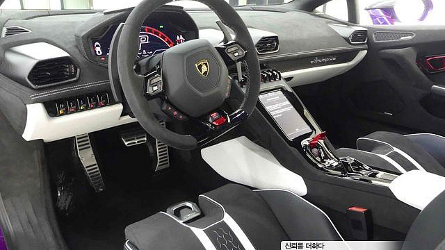 Lamborghini HURACAN LP640-2 Tecnica купить на сайте DeffCars