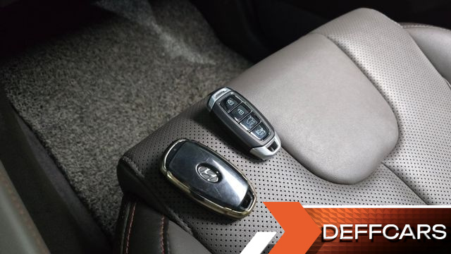 Hyundai SANTAFE Diesel 2.0 2WD Exclusive Special купить на сайте DeffCars