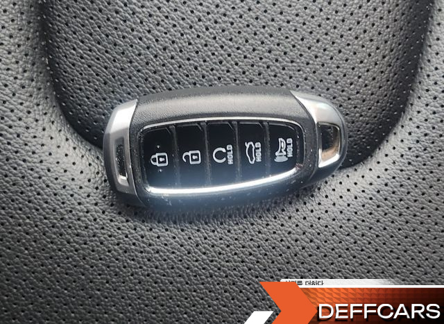 Hyundai AVANTE 1.6 Modern купить на сайте DeffCars