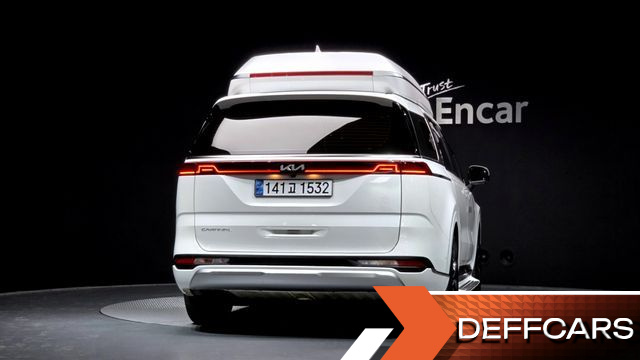 Kia CARNIVAL 7-Seater Hi-Limousine Signature купить на сайте DeffCars