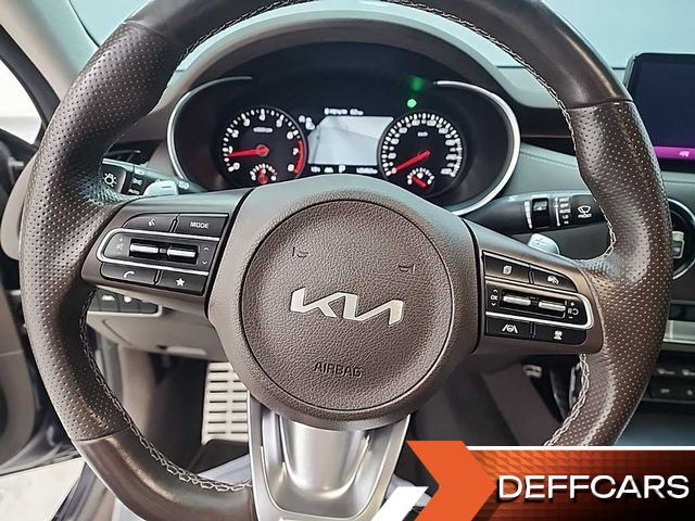 Kia STINGER 2.5 AWD Masters купить на сайте DeffCars