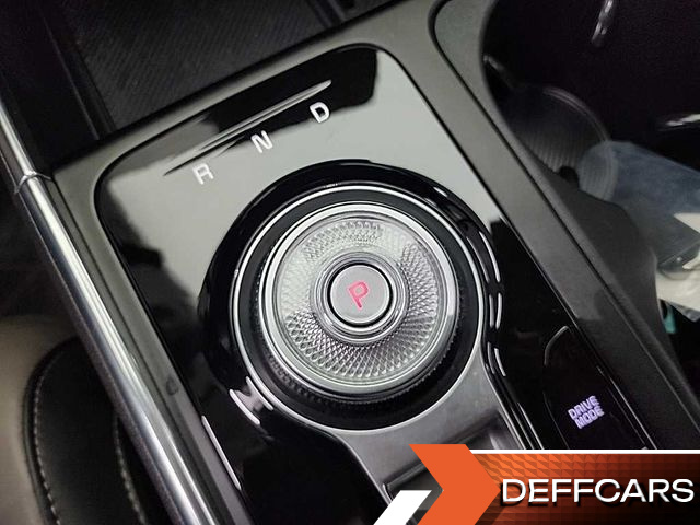 Kia CARNIVAL Gasoline 9-Seater Signature купить на сайте DeffCars
