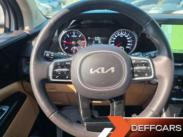 Kia CARNIVAL 9-Seater Prestige купить на сайте DeffCars