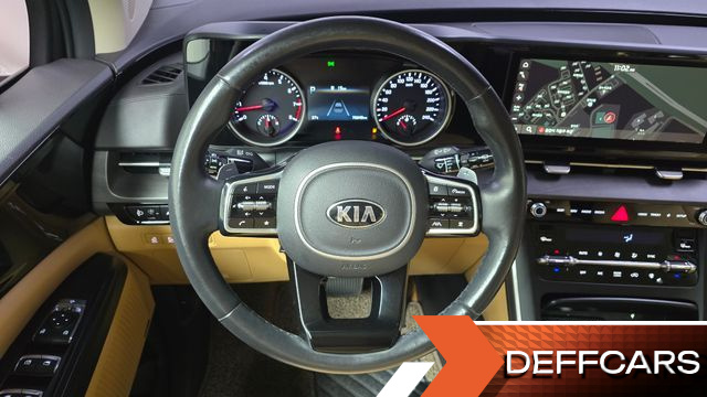 Kia CARNIVAL Gasoline 9-Seater Prestige купить на сайте DeffCars