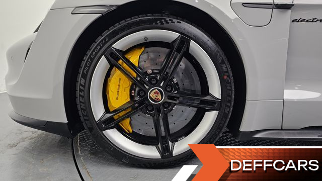 Porsche TAYCAN Turbo S купить на сайте DeffCars