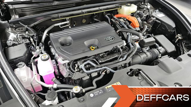 Toyota CROWN 2.5 4WD Hybrid купить на сайте DeffCars