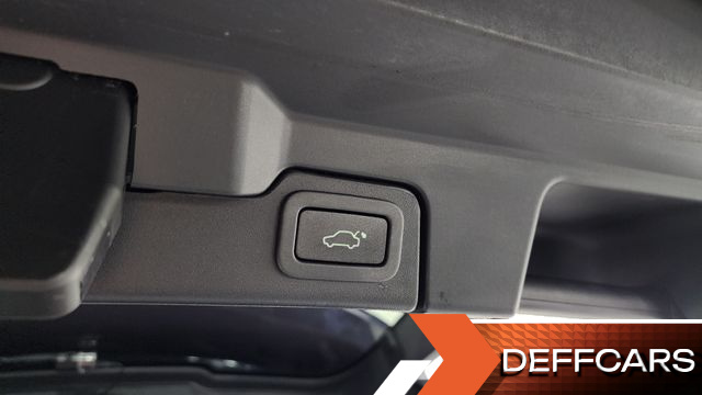 Land Rover RANGE ROVER EVOQUE 2.0 TD4 HSE купить на сайте DeffCars