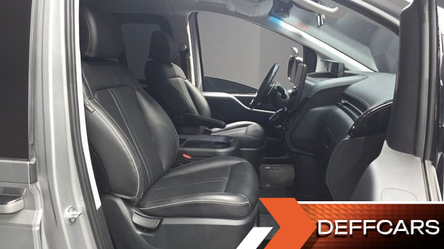 Hyundai STARIA 4WD Lounge 9-Seater Prestige купить на сайте DeffCars