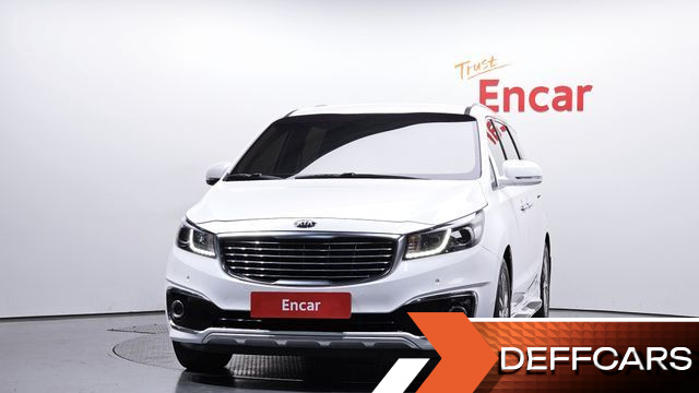 Kia CARNIVAL 7-seater Limousine President купить на сайте DeffCars