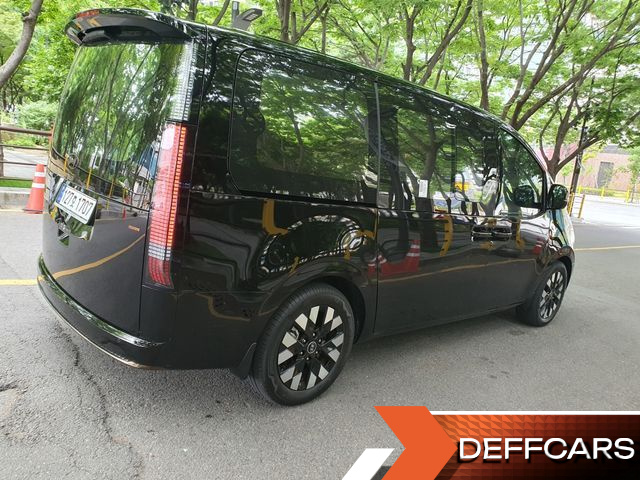 Hyundai STARIA Lounge 7-Seater Inspiration купить на сайте DeffCars