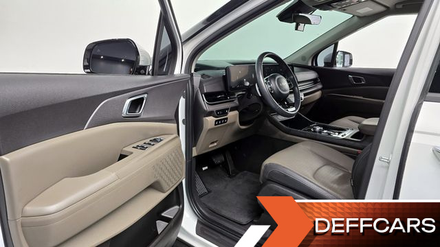 Kia CARNIVAL 9-Seater Noblesse купить на сайте DeffCars
