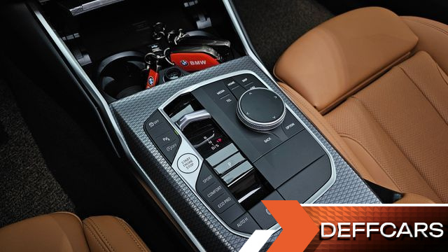 BMW 3-SERIES 320i M Sport купить на сайте DeffCars