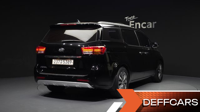 Kia CARNIVAL 9-seater Luxury купить на сайте DeffCars