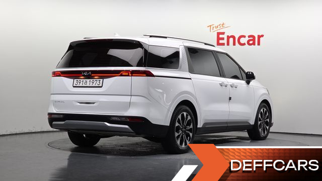 Kia CARNIVAL 9-Seater Prestige купить на сайте DeffCars