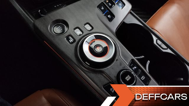Kia SPORTAGE Signature Gravity 2WD купить на сайте DeffCars