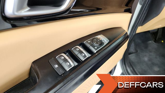 Kia CARNIVAL 9-Seater Prestige купить на сайте DeffCars