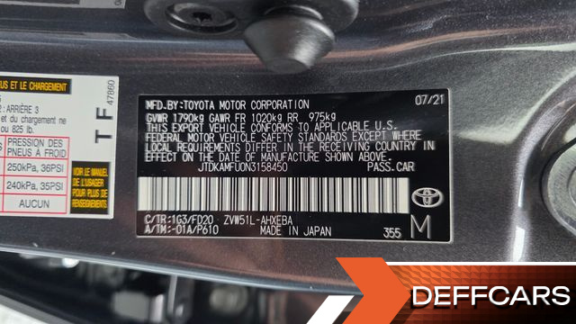 Toyota PRIUS 1.8 купить на сайте DeffCars