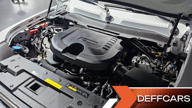 Land Rover DEFENDER 110 D250 X-Dynamic SE купить на сайте DeffCars