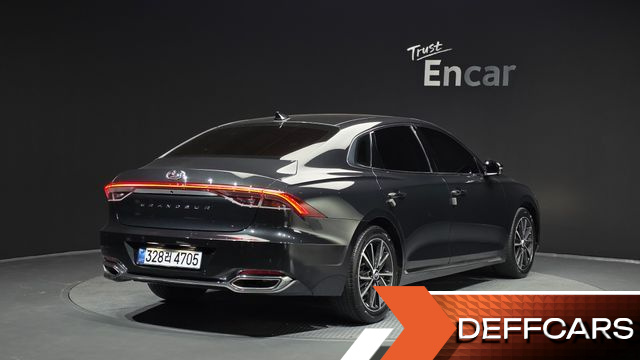 Hyundai GRANDEUR 2.5 Le Blanc купить на сайте DeffCars