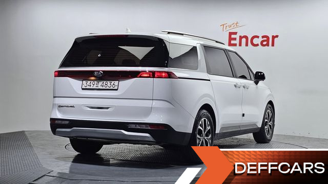 Kia CARNIVAL 9-Seater Prestige купить на сайте DeffCars