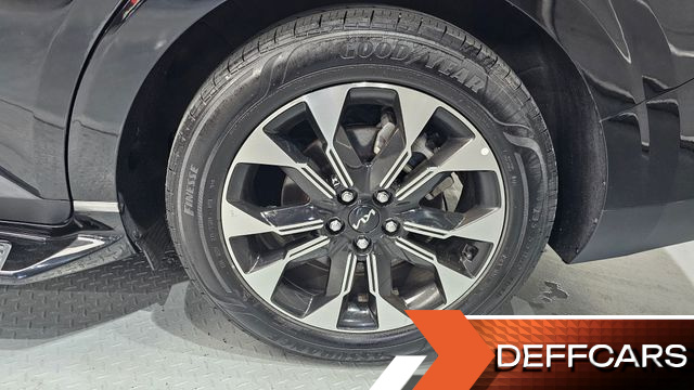 Kia CARNIVAL 7-Seater Noblesse купить на сайте DeffCars
