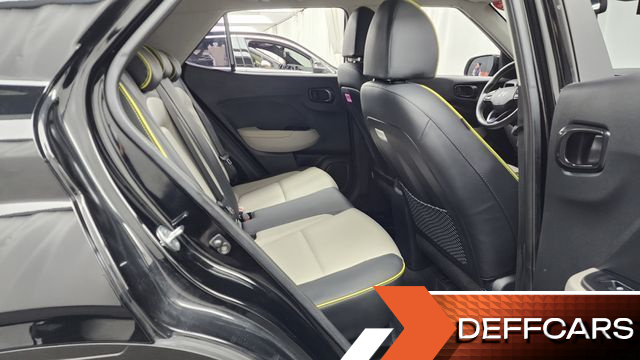 Hyundai VENUE 1.6 Flux купить на сайте DeffCars