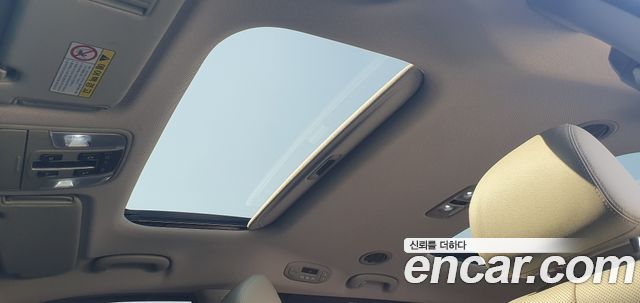 Kia CARNIVAL 9-Seater Noblesse Special купить на сайте DeffCars