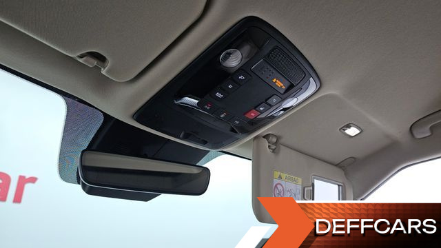 Kia CARNIVAL Diesel 9-Seater Hi-Limousine Signature купить на сайте DeffCars