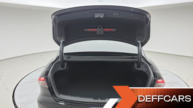 Hyundai GRANDEUR 2.5 Premium купить на сайте DeffCars