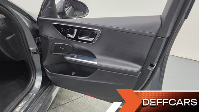 Mercedes C-CLASS C300 AMG Line купить на сайте DeffCars