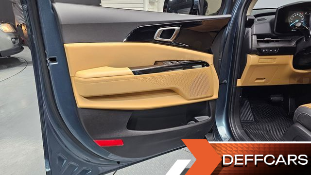Kia CARNIVAL Gasoline 9-Seater Noblesse купить на сайте DeffCars