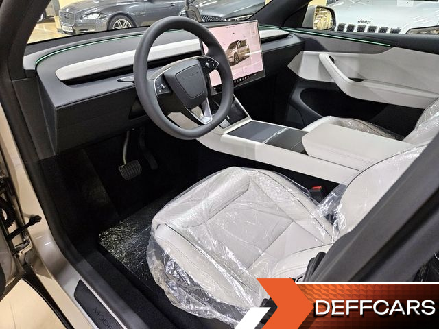 Tesla MODEL Y L Long Range AWD купить на сайте DeffCars