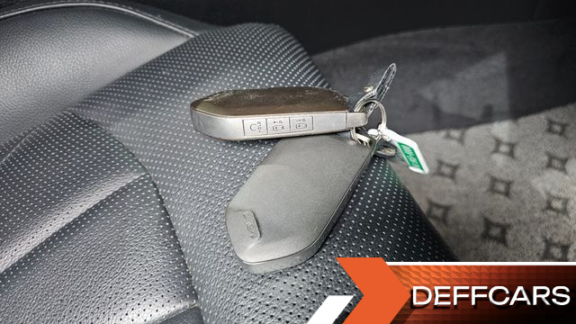 Kia K5 1.6 Turbo Signature купить на сайте DeffCars