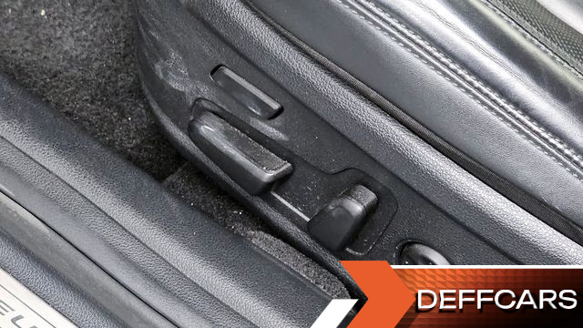 Hyundai GRANDEUR 3.3 Calligraphy купить на сайте DeffCars