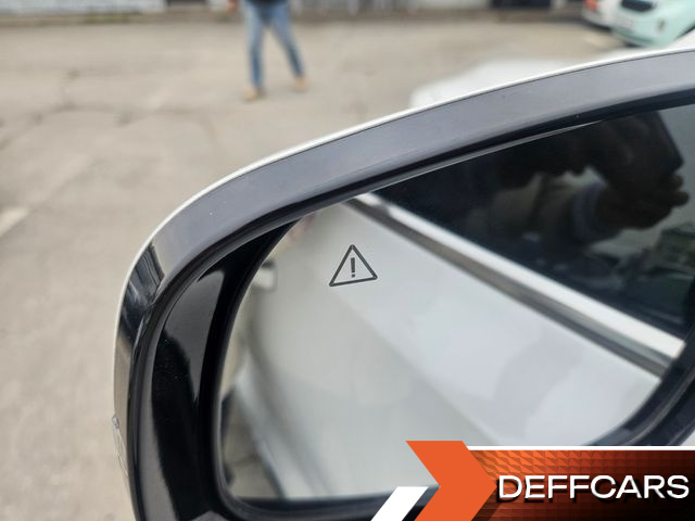 Kia SORENTO Diesel 2.2 2WD Signature купить на сайте DeffCars