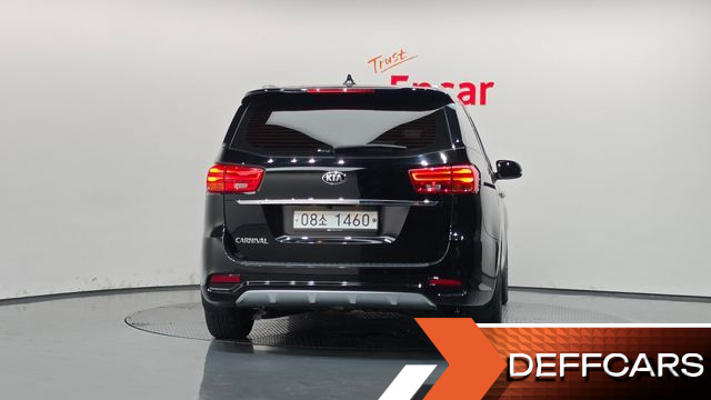 Kia CARNIVAL 9-Seater Prstige купить на сайте DeffCars