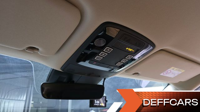 Kia CARNIVAL 9-Seater Noblesse купить на сайте DeffCars