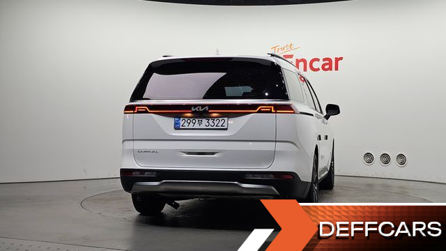 Kia CARNIVAL 9-Seater Noblesse купить на сайте DeffCars