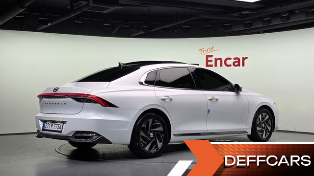 Hyundai GRANDEUR Le Blanc купить на сайте DeffCars