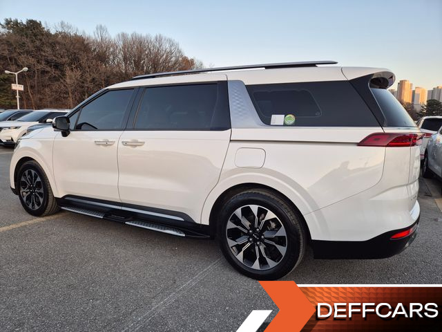 Kia CARNIVAL 9-Seater Noblesse купить на сайте DeffCars