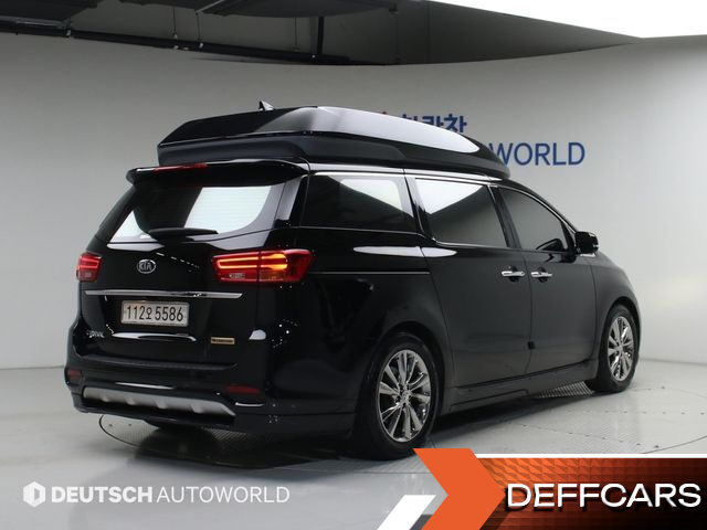 Kia CARNIVAL Gasoline 7-Seater Hi-Limousine President купить на сайте DeffCars