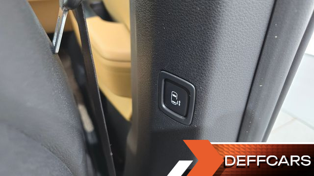 Kia CARNIVAL 9-Seater Prestige купить на сайте DeffCars