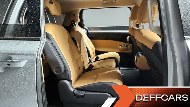 Kia CARNIVAL Gasoline 11-Seater Prestige купить на сайте DeffCars