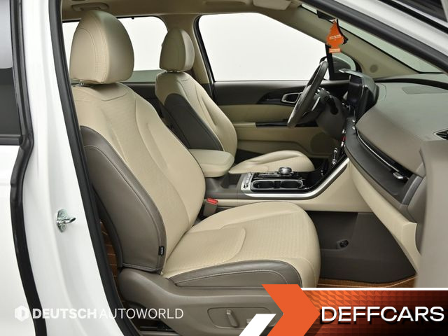 Kia CARNIVAL 9-Seater Signature купить на сайте DeffCars